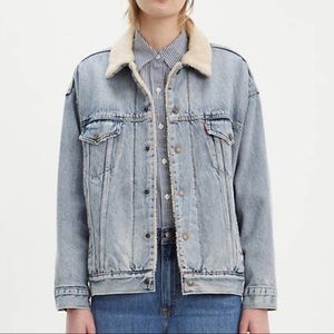 Levi's Baggy Sherpa Denim Trucker Jacket M